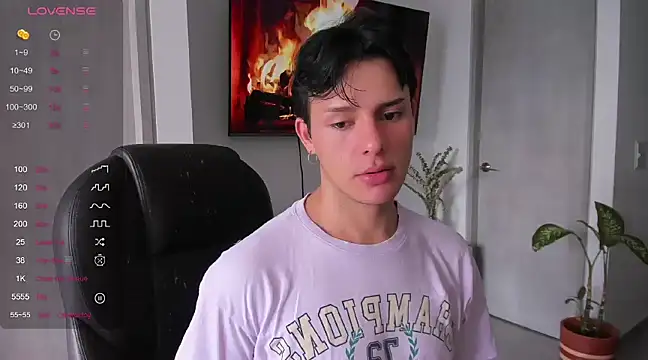 Alexxblue online show from 12-18-24, 06:14