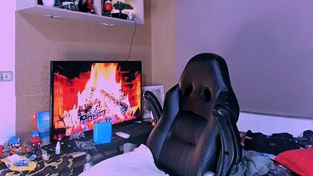 naugthy dominant online show from 12-09-24, 04:12