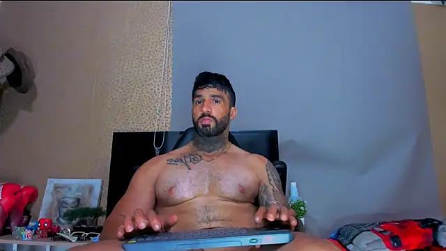 naugthy dominant online show from 01-25-25, 05:51