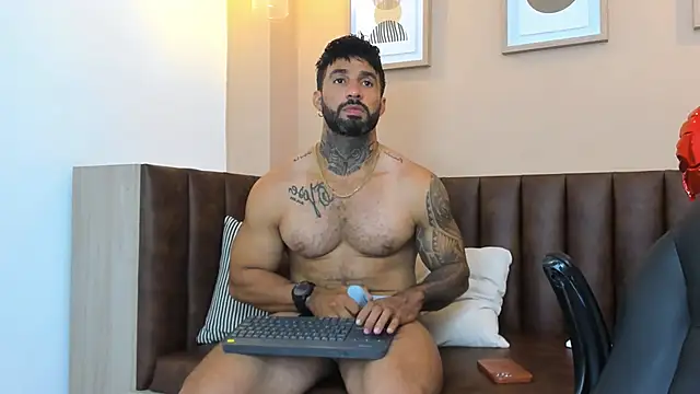 naugthy dominant online show from 02-10-25, 04:41