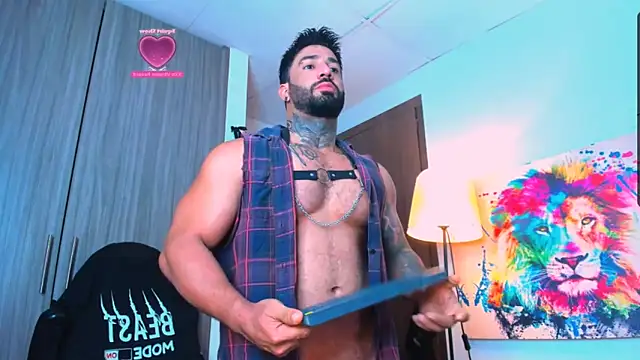 naugthy dominant online show from 10-16-25, 12:17