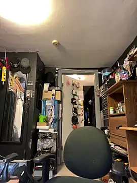 Snapshot of ElPollo77 chatting on 12-05-24, 07:06 ElPollo77 online show from 12-05-24, 07:06