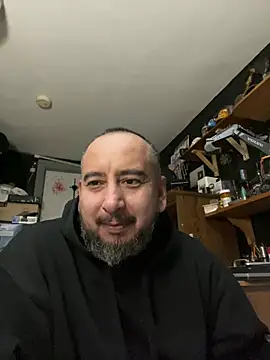 Snapshot of ElPollo77 chatting on 12-24-24, 12:22 ElPollo77 online show from 12-24-24, 12:22