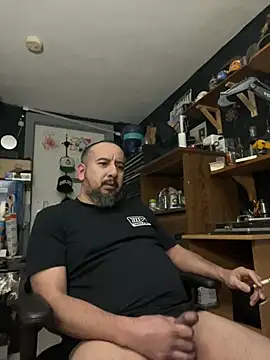 Snapshot of ElPollo77 chatting on 02-18-25, 07:21 ElPollo77 online show from 02-18-25, 07:21