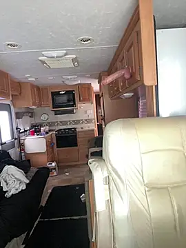 Snapshot of ElPollo77 chatting on 02-05-26, 06:56 ElPollo77 online show from 02-05-26, 06:56