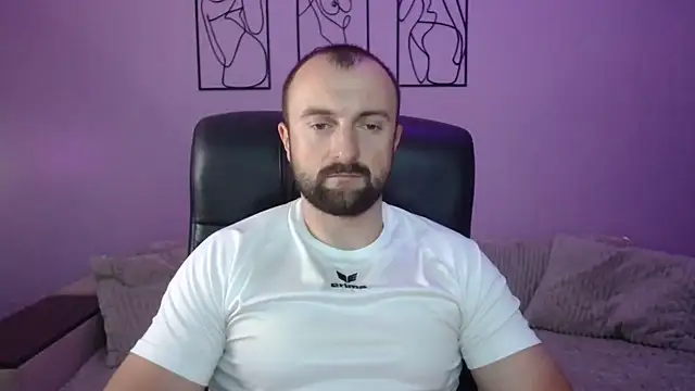 brindlefly6969 online show from 06-12-26, 10:47