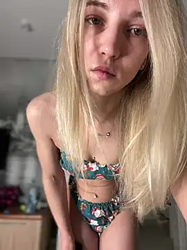 Adelina0001 online show from 12-21-24, 04:36