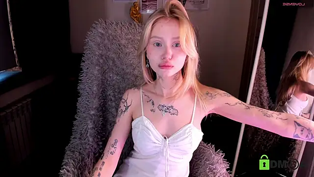 MalenaErnman online show from 02-09-25, 10:42