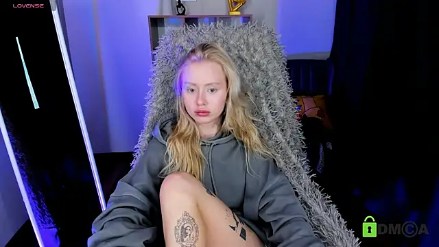 MalenaErnman online show from 03-05-25, 02:01