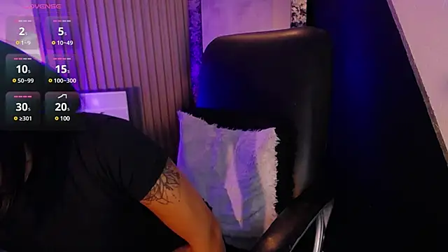 isabella smith  online show from 01-24-25, 05:00