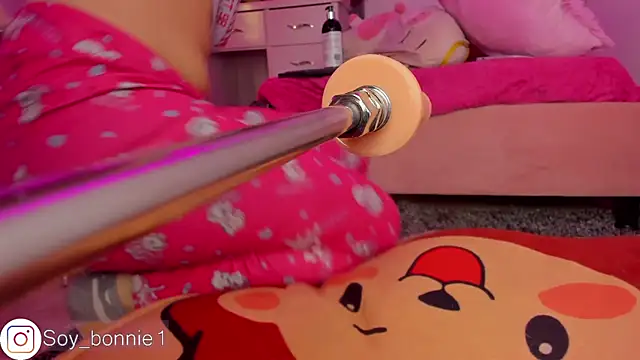 bonnie moon online show from 01-09-25, 04:52