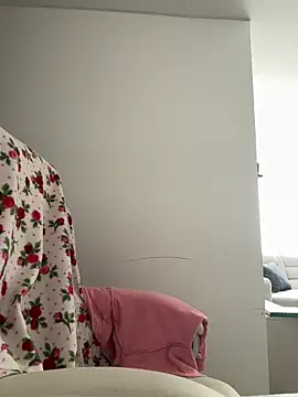 pamell col online show from 11-06-25, 04:08