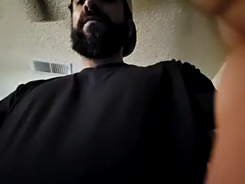 Snapshot of Forbidden_daddy chatting on 12-17-24, 05:36 Forbidden daddy online show from 12-17-24, 05:36