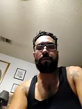 Snapshot of Forbidden_daddy chatting on 12-29-24, 07:50 Forbidden daddy online show from 12-29-24, 07:50