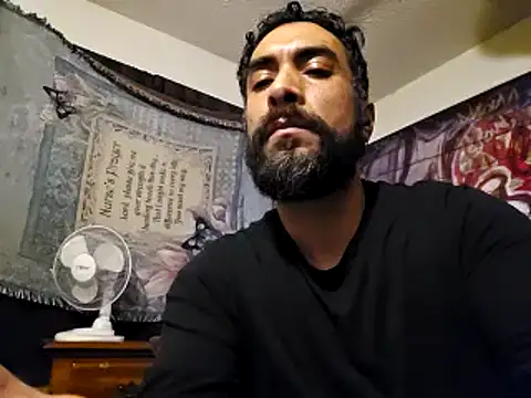 Snapshot of Forbidden_daddy chatting on 02-01-25, 01:20 Forbidden daddy online show from 02-01-25, 01:20