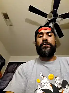 Snapshot of Forbidden_daddy chatting on 02-04-25, 12:55 Forbidden daddy online show from 02-04-25, 12:55