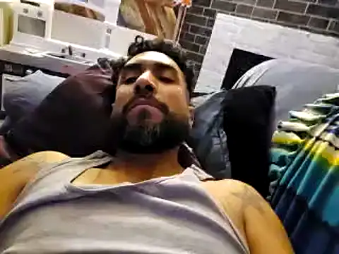 Snapshot of Forbidden_daddy chatting on 02-12-25, 10:56 Forbidden daddy online show from 02-12-25, 10:56