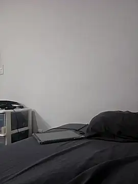 Iliketocooksquirt25 online show from 04-24-26, 06:38