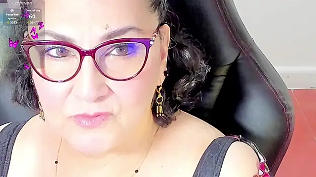 cataleya mom online show from 09-30-25, 12:48