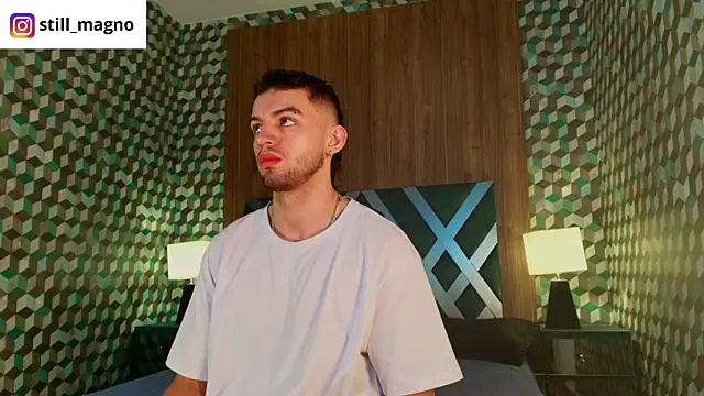 Michael magno online show from 11-22-25, 02:27