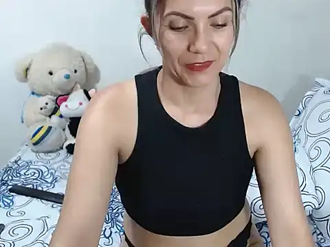 Chantal hott online show from 12-14-24, 02:56