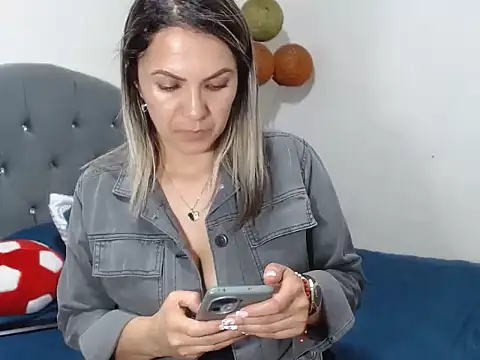 Chantal hott online show from 03-15-25, 11:06