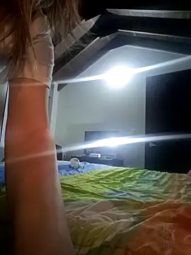 Chantal hott online show from 10-28-25, 02:15