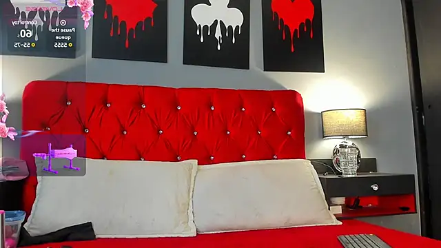 Snapshot of Salome_Villa chatting on 01-08-25, 09:23 Salome Villa online show from 01-08-25, 09:23