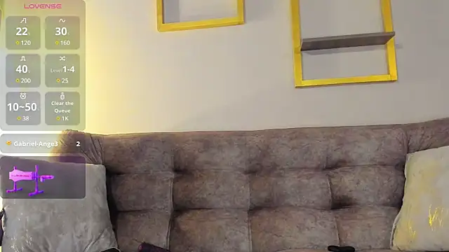 Snapshot of Salome_Villa chatting on 02-05-25, 09:40 Salome Villa online show from 02-05-25, 09:40