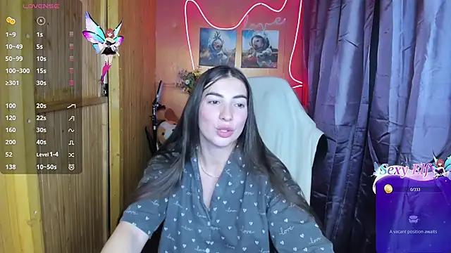 Snapshot of Fiery_Brunette_ chatting on 12-27-24, 12:45 Fiery Brunette online show from 12-27-24, 12:45