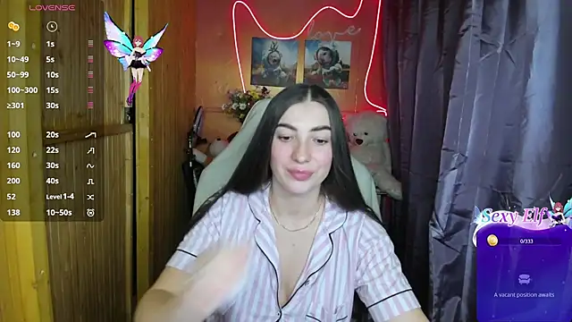 Snapshot of Fiery_Brunette_ chatting on 01-08-25, 01:32 Fiery Brunette online show from 01-08-25, 01:32