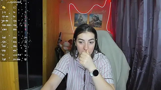 Snapshot of Fiery_Brunette_ chatting on 03-04-25, 05:21 Fiery Brunette online show from 03-04-25, 05:21