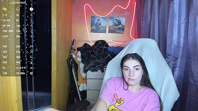 Snapshot of Fiery_Brunette_ chatting on 03-04-25, 02:42 Fiery Brunette online show from 03-04-25, 02:42