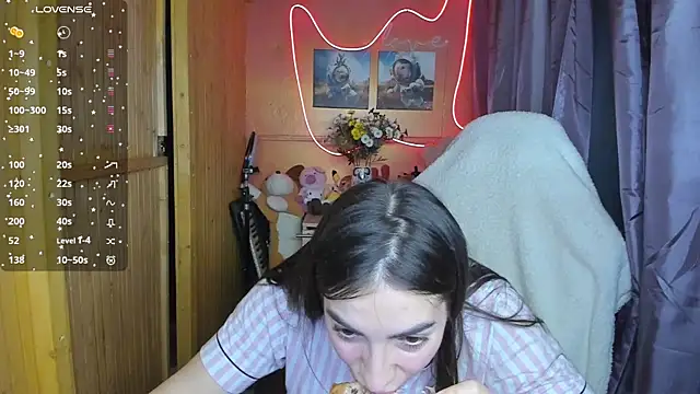 Snapshot of Fiery_Brunette_ chatting on 03-09-25, 05:00 Fiery Brunette online show from 03-09-25, 05:00