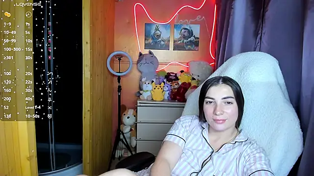 Snapshot of Fiery_Brunette_ chatting on 09-14-25, 05:12 Fiery Brunette online show from 09-14-25, 05:12