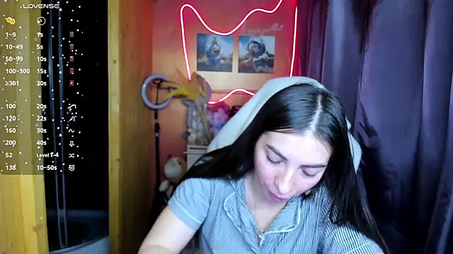 Snapshot of Fiery_Brunette_ chatting on 11-17-25, 09:48 Fiery Brunette online show from 11-17-25, 09:48