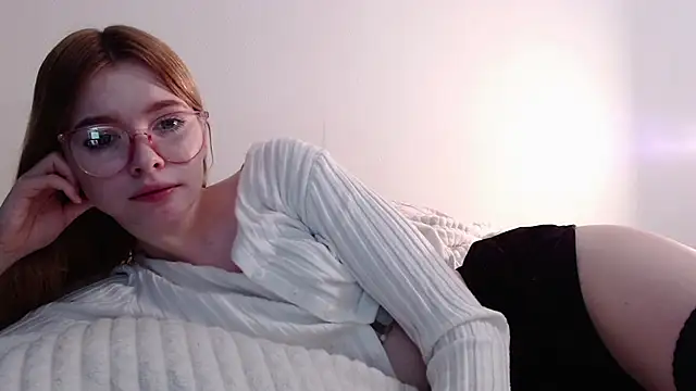 Snapshot of Sataobby chatting on 12-13-24, 05:54 Sataobby online show from 12-13-24, 05:54