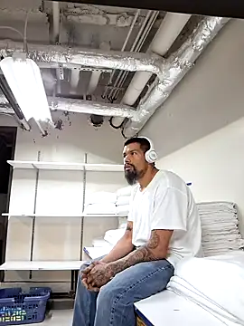 playtyme420691 online show from 12-04-24, 03:54