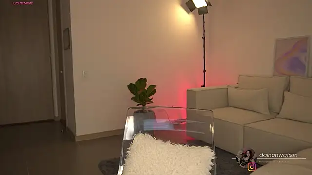 Daihanwatson  online show from 03-10-25, 01:45