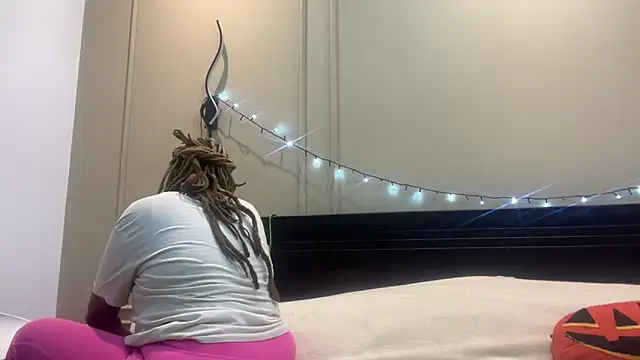 ChocolateCakeQueen online show from 01-24-25, 12:09