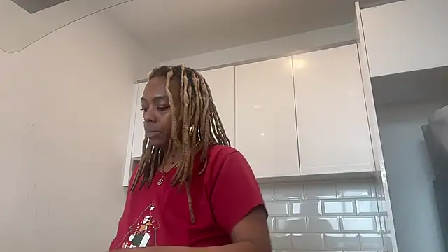 ChocolateCakeQueen online show from 01-25-25, 08:21