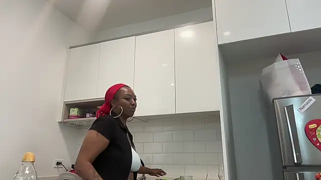 ChocolateCakeQueen online show from 01-30-25, 02:49