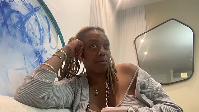 ChocolateCakeQueen online show from 02-06-25, 04:31