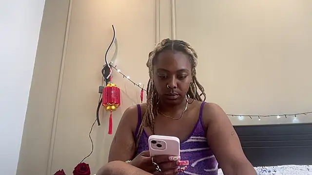 ChocolateCakeQueen online show from 02-14-25, 06:08