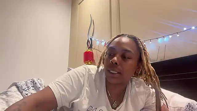 ChocolateCakeQueen online show from 03-16-25, 07:15