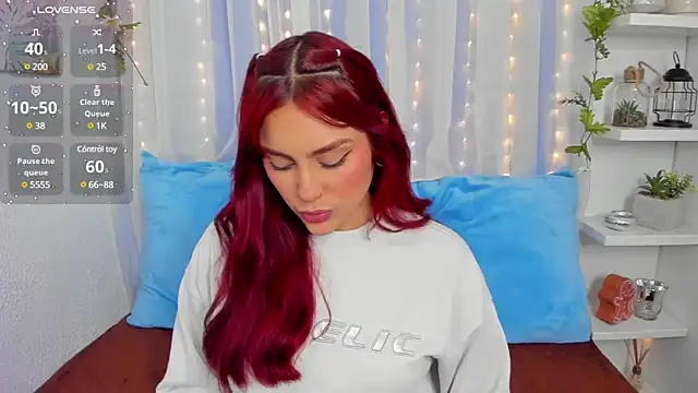 Snapshot of HazzelGray chatting on 12-03-24, 02:38 HazzelGray online show from 12-03-24, 02:38