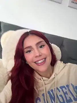 Snapshot of HazzelGray chatting on 01-19-25, 05:49 HazzelGray online show from 01-19-25, 05:49