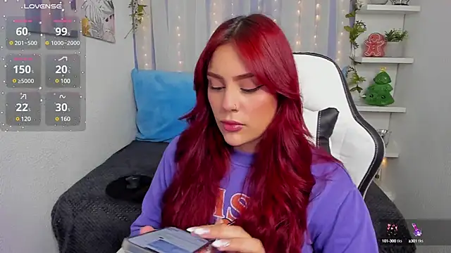 Snapshot of HazzelGray chatting on 01-28-25, 02:42 HazzelGray online show from 01-28-25, 02:42