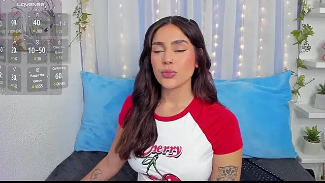 Snapshot of HazzelGray chatting on 02-05-25, 03:52 HazzelGray online show from 02-05-25, 03:52