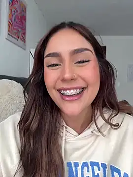 Snapshot of HazzelGray chatting on 02-23-25, 04:35 HazzelGray online show from 02-23-25, 04:35